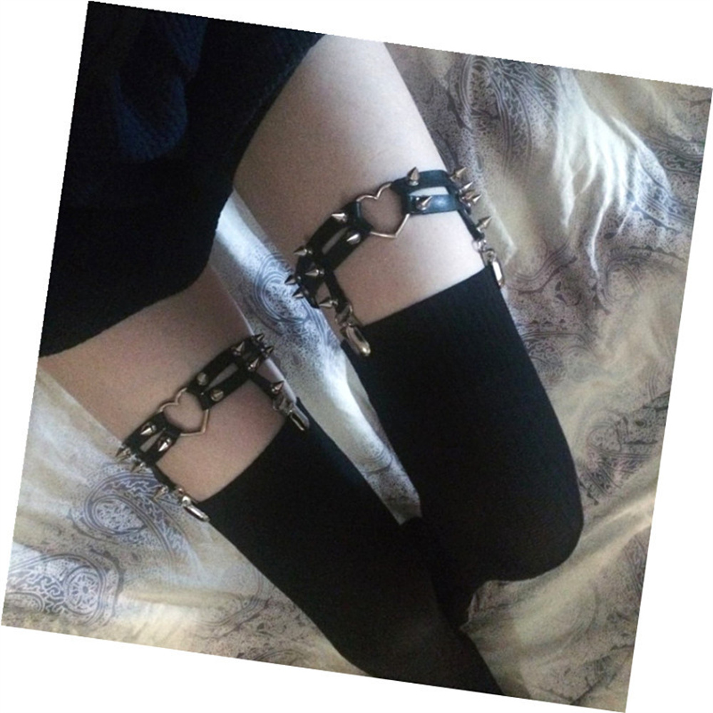 1 stks Vrouwen Punk Goth Hart  - Body Jewelry Outfit recensie en prijs